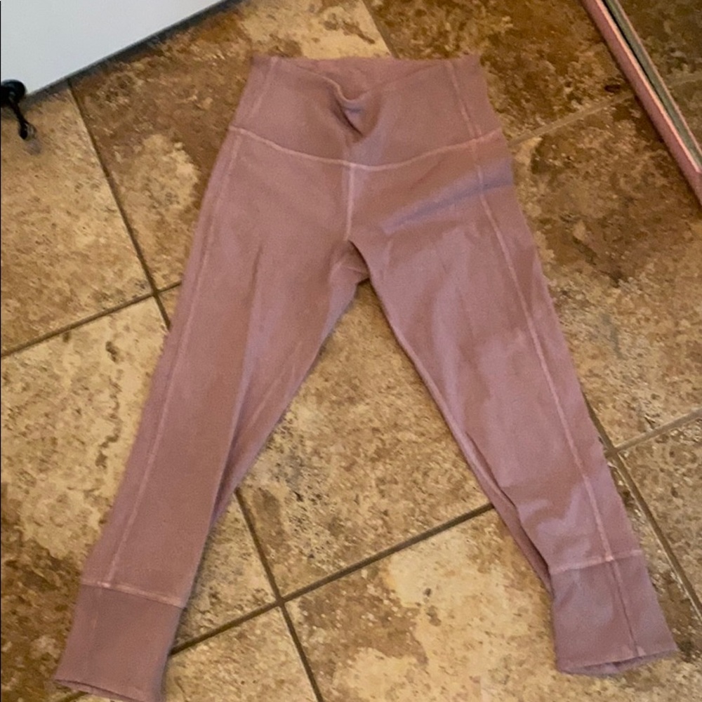 Wunder Under 23” cropped rib EUC
